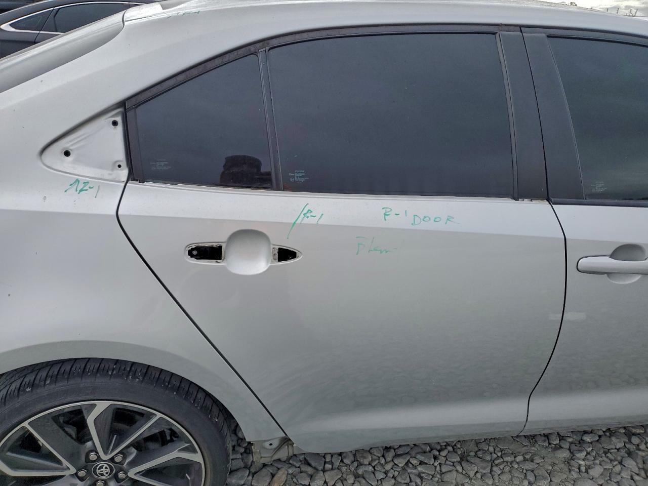2022 TOYOTA COROLLA SE photo 10