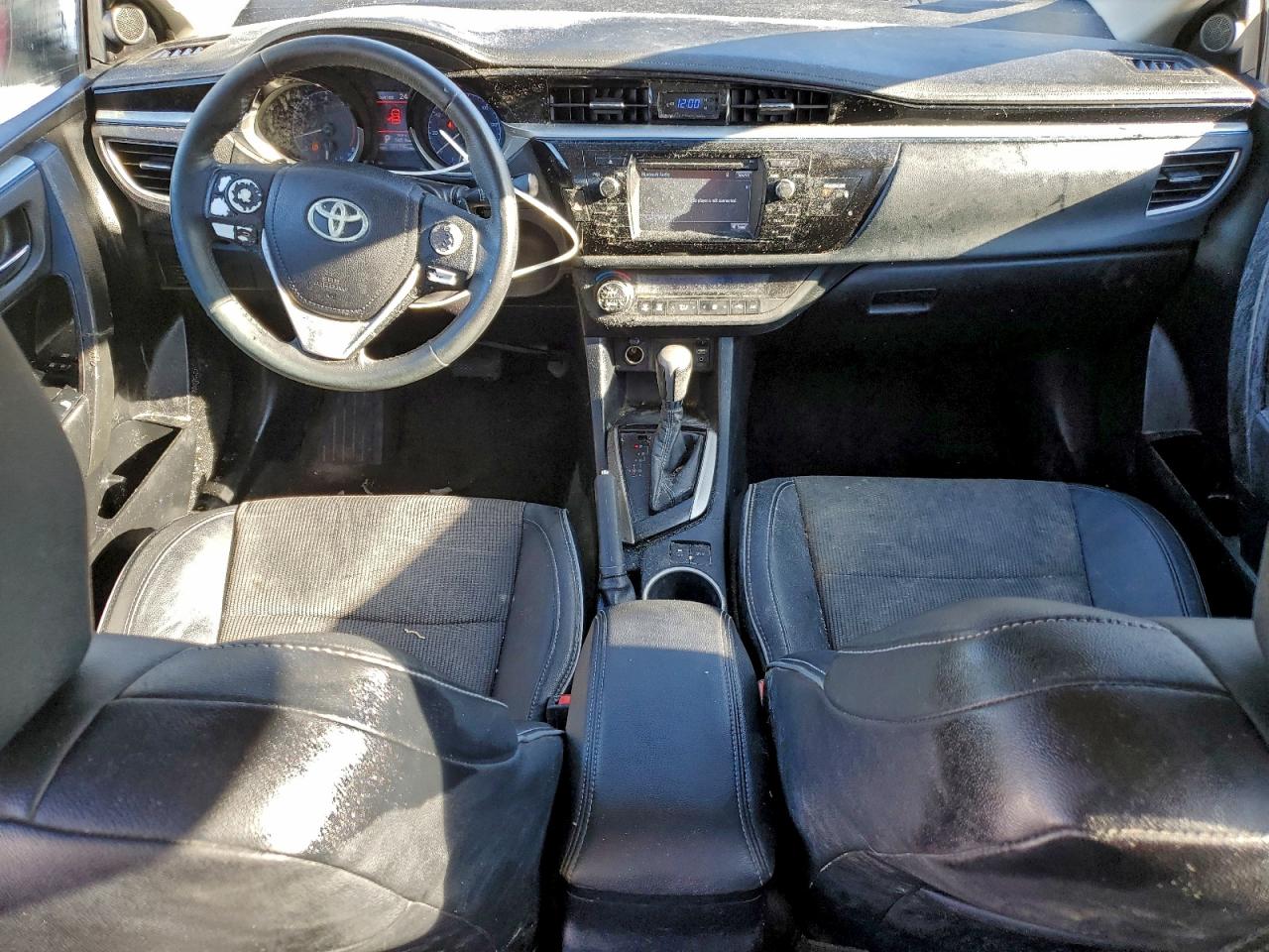 2016 TOYOTA COROLLA L photo 8