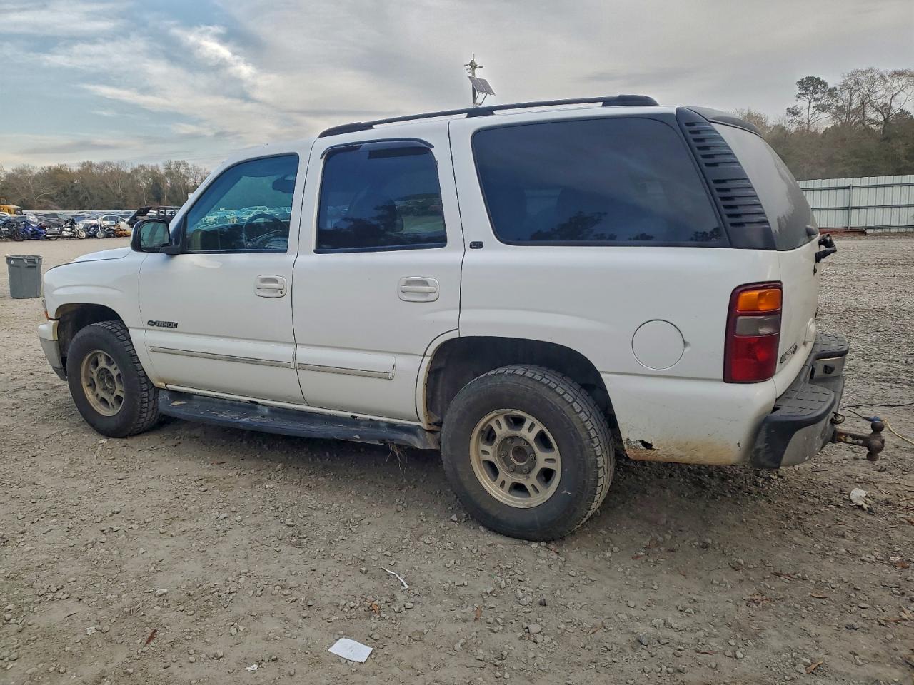 2003 CHEVROLET TAHOE C1500 photo 3