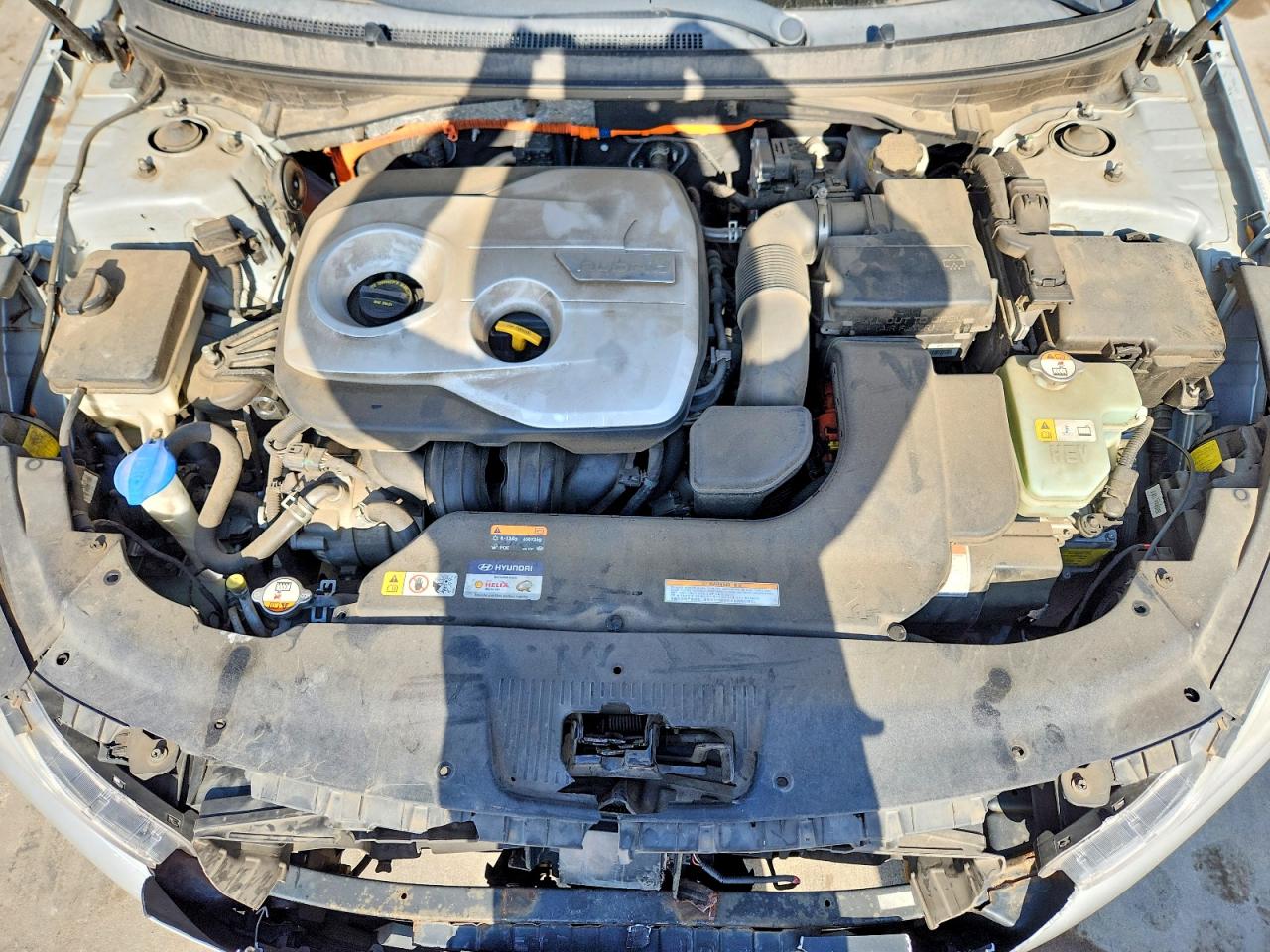 2016 HYUNDAI SONATA HYBRID photo 11