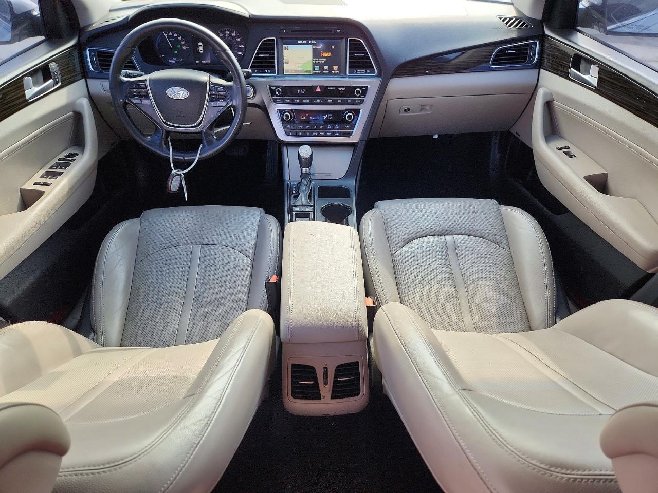 2016 HYUNDAI SONATA HYBRID photo 8