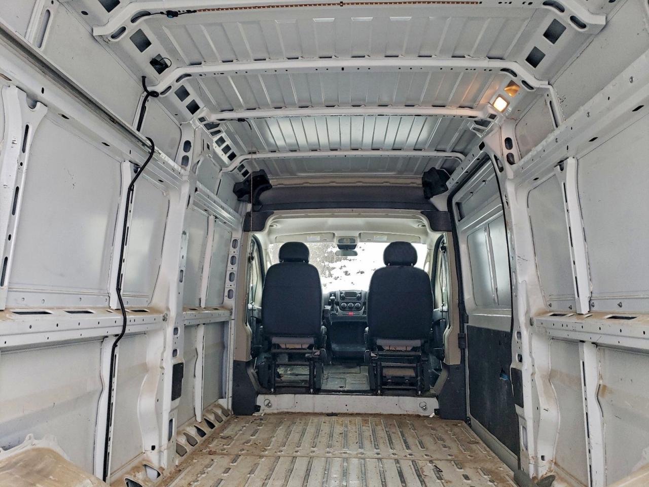 2021 RAM PROMASTER 2500 DELIVERY VAN photo 10