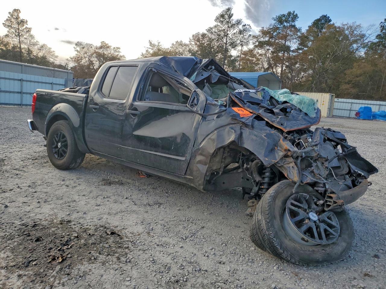 2018 NISSAN FRONTIER S photo 4