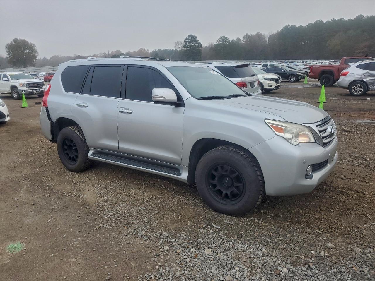 2011 LEXUS GX 460 photo 4