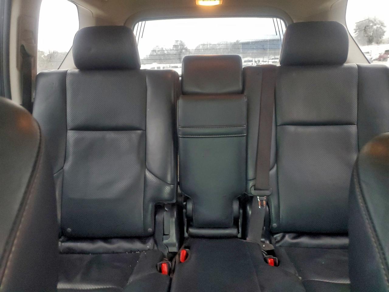 2011 LEXUS GX 460 photo 10
