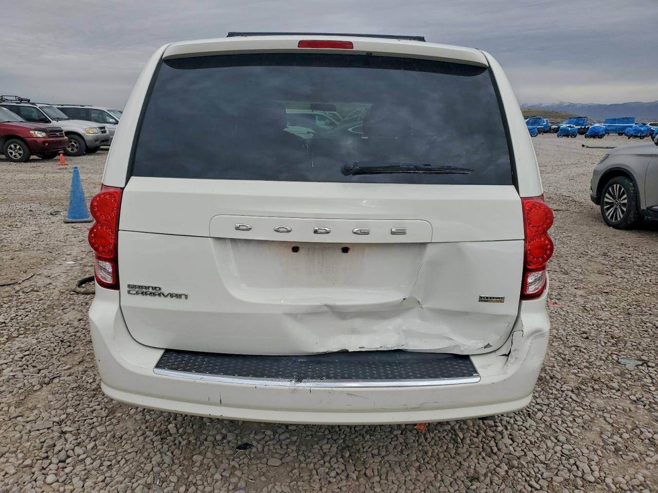 2012 DODGE GRAND CARAVAN SXT photo 6