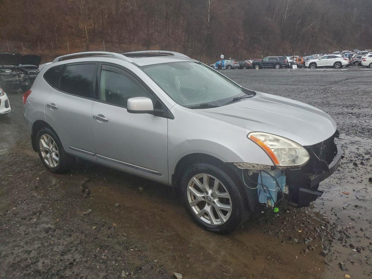 2011 NISSAN ROGUE S photo 4
