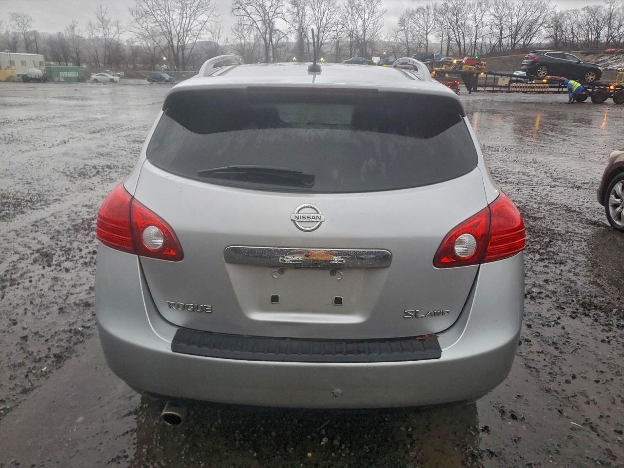 2011 NISSAN ROGUE S photo 6