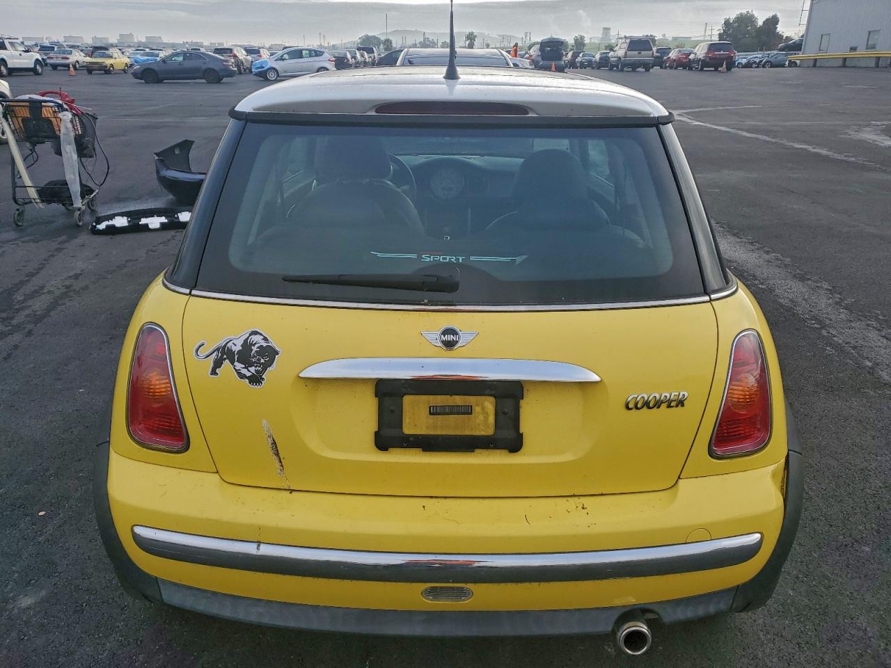 2003 MINI COOPER photo 16