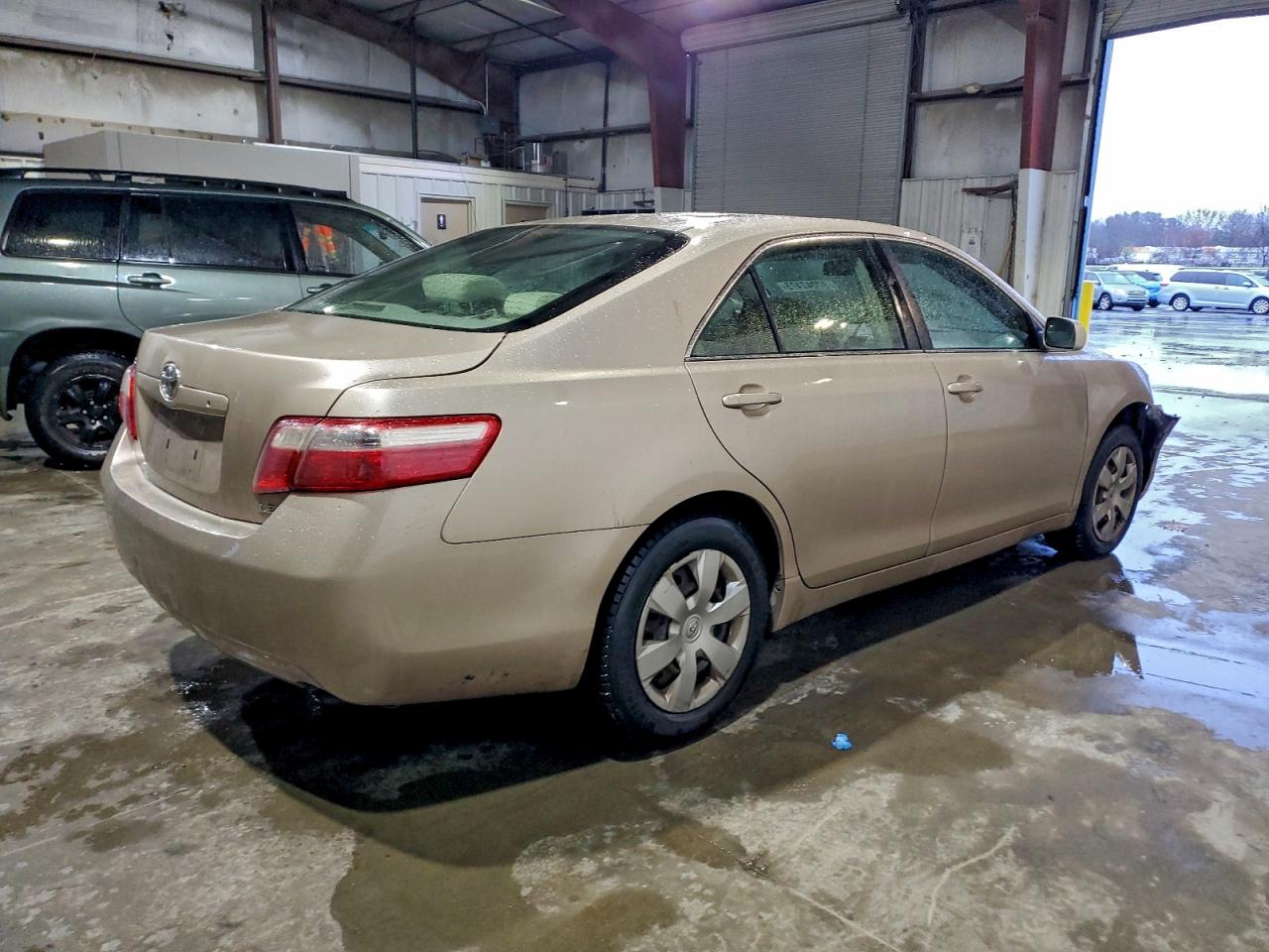 2009 TOYOTA CAMRY BASE photo 3