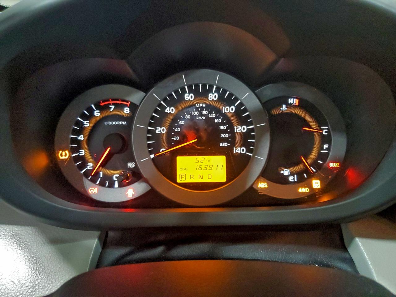 2012 TOYOTA RAV4 photo 25