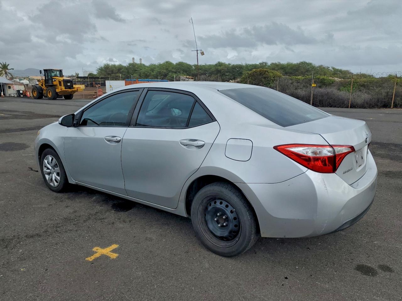 2015 TOYOTA COROLLA L photo 2
