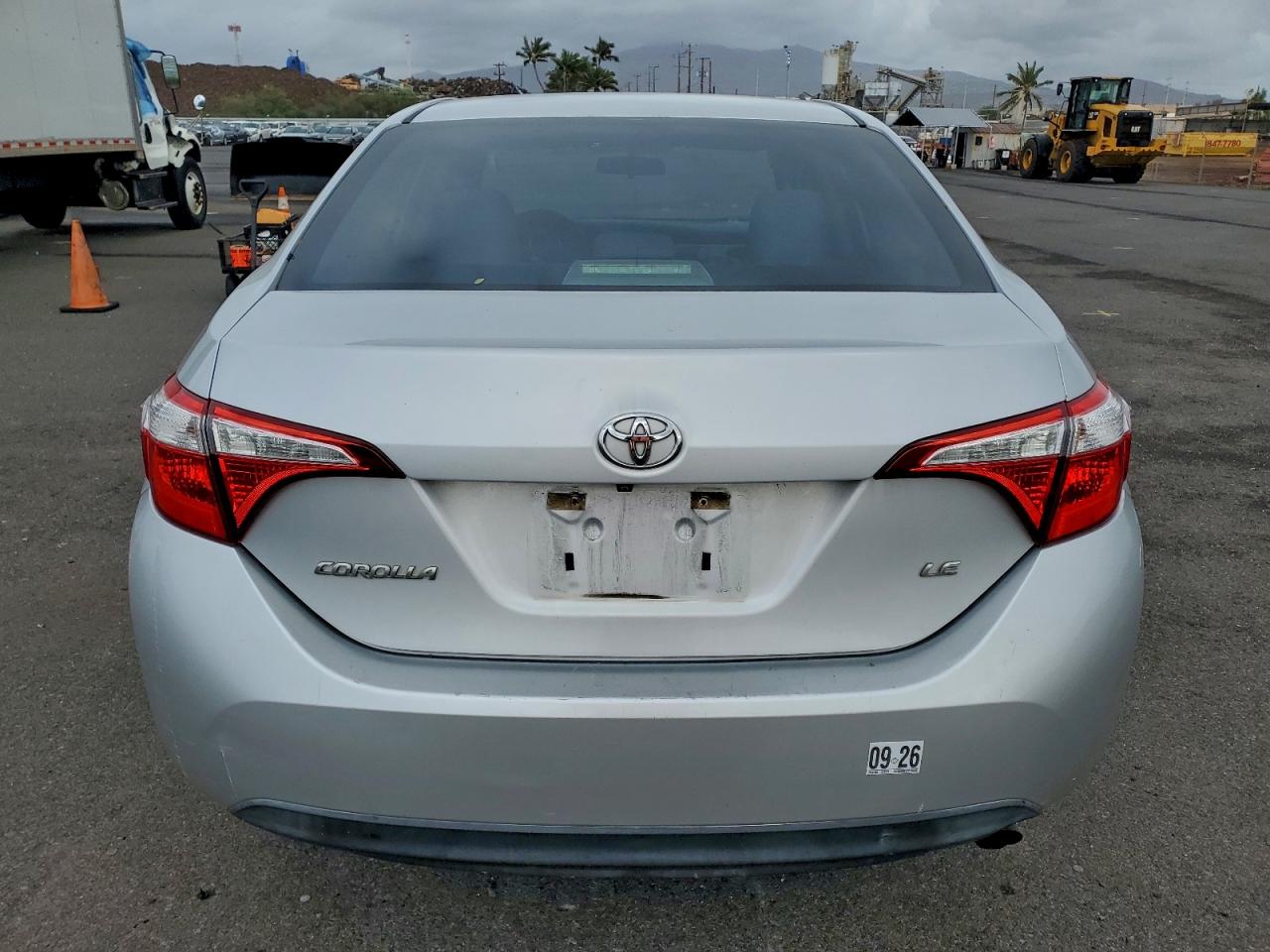 2015 TOYOTA COROLLA L photo 6