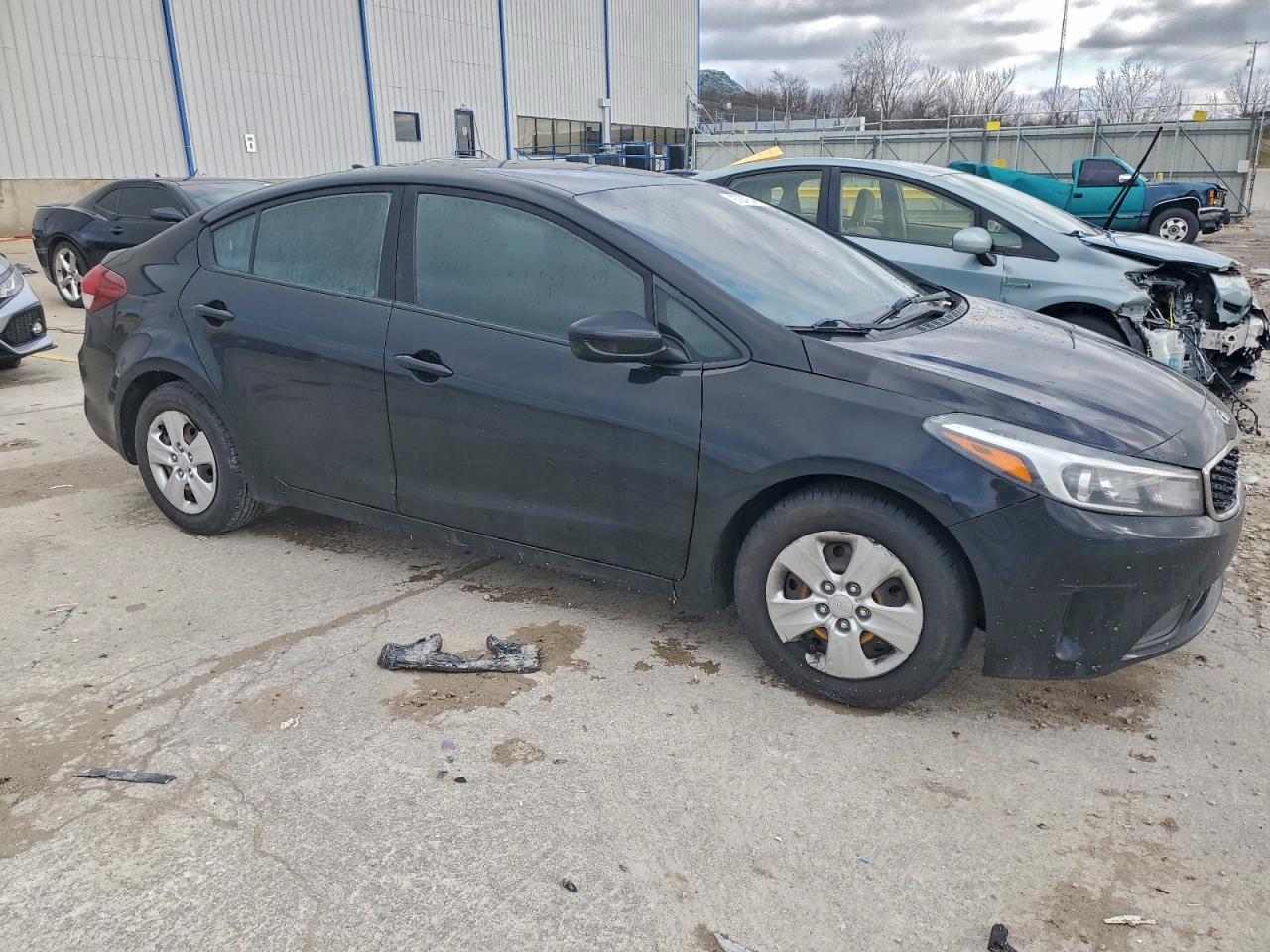 2017 KIA FORTE LX photo 7