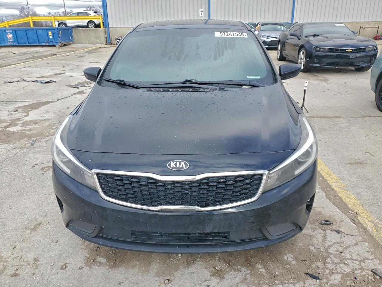 2017 KIA FORTE LX photo 9