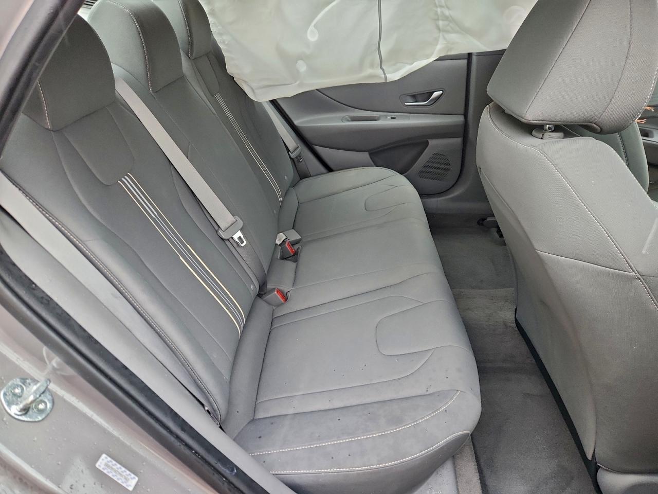 2023 HYUNDAI ELANTRA SEL photo 19