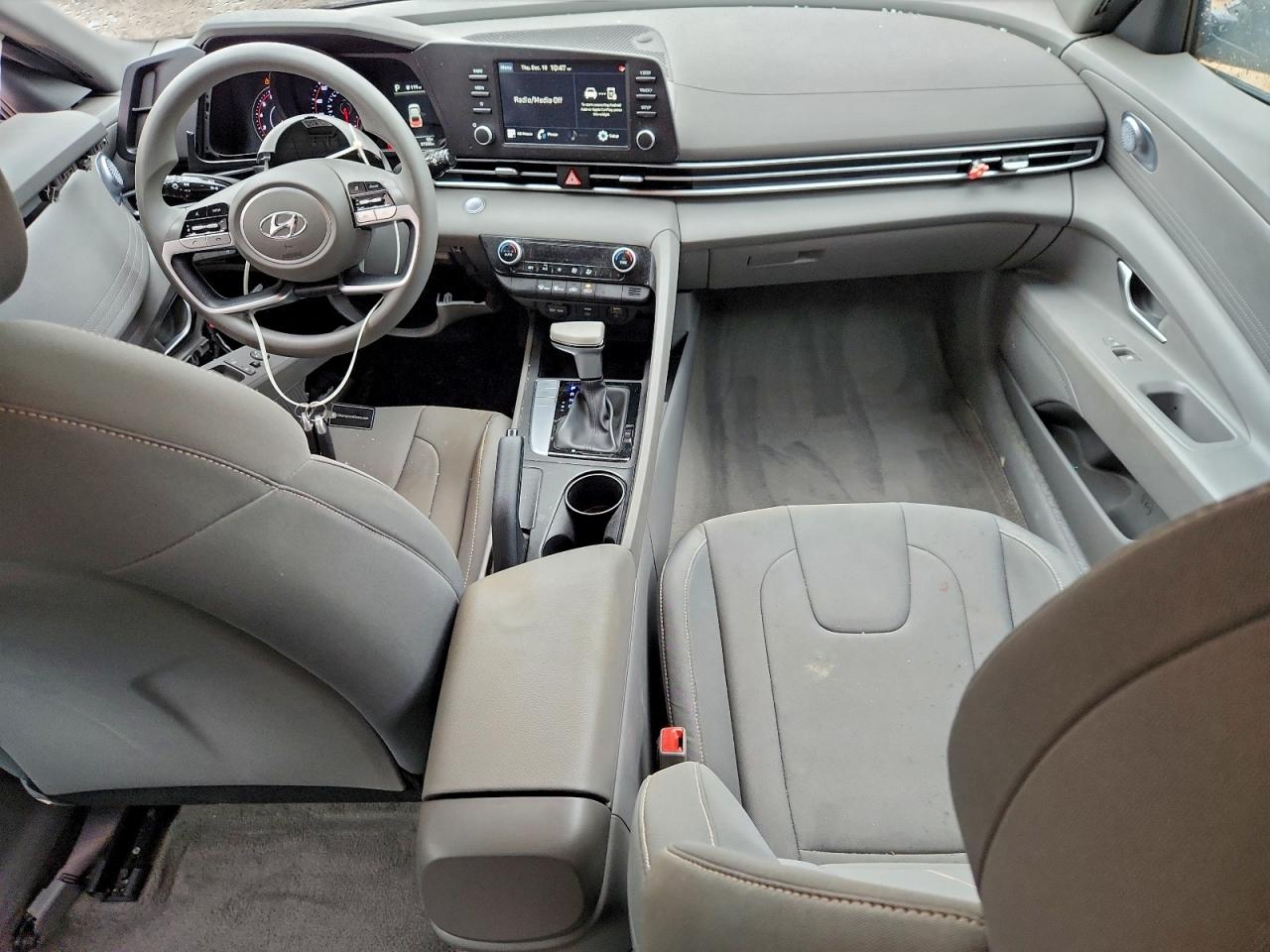 2023 HYUNDAI ELANTRA SEL photo 15