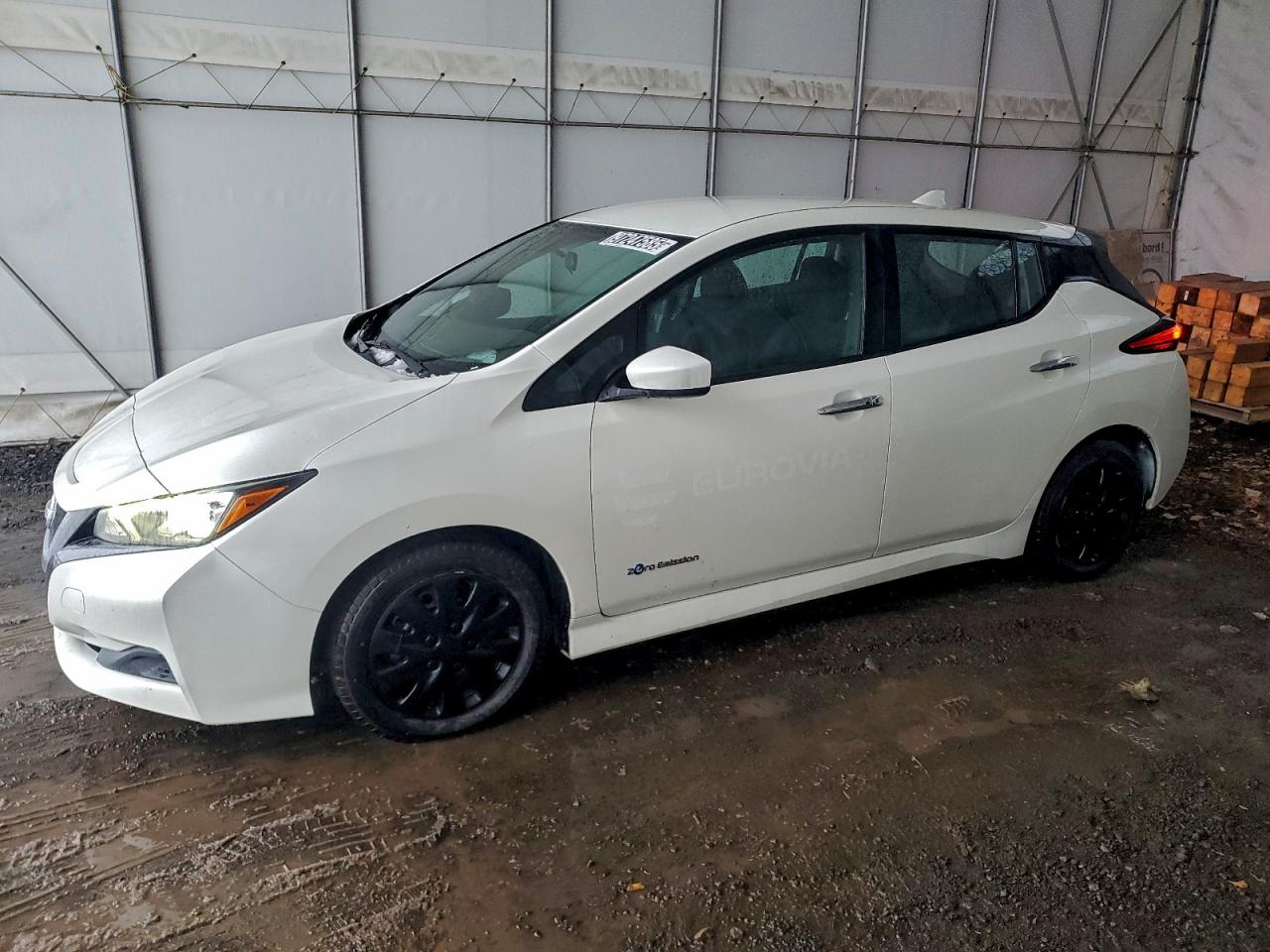 2018 NISSAN LEAF