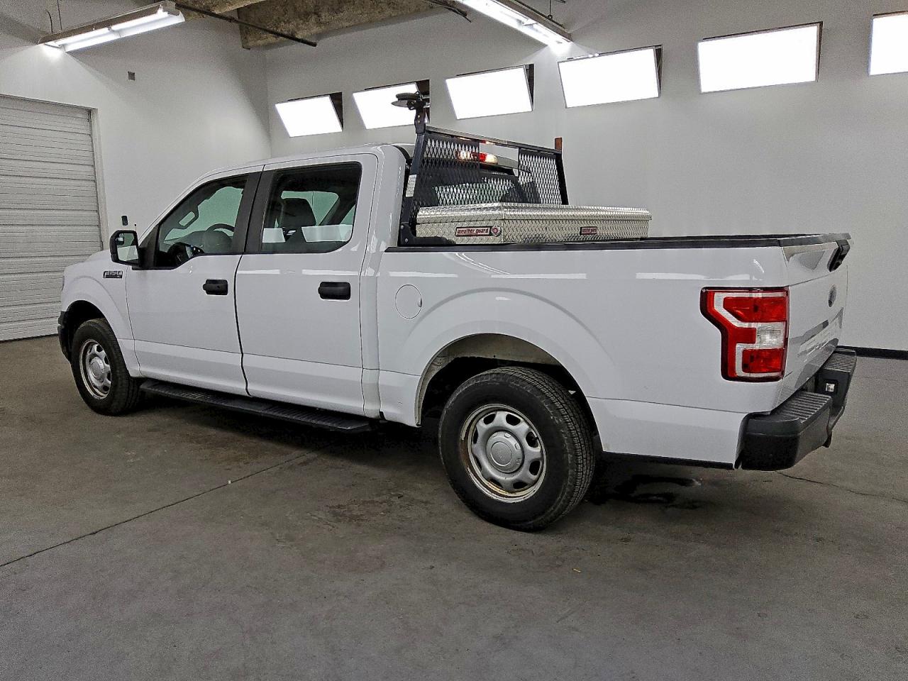 2018 FORD F150 SUPERCREW photo 2