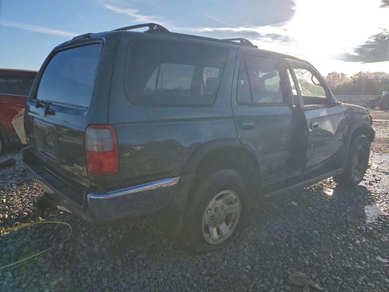 1998 TOYOTA 4RUNNER SR5 photo 5