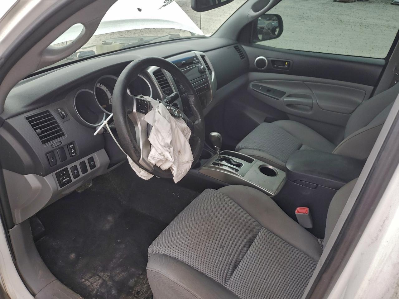 2012 TOYOTA TACOMA photo 8
