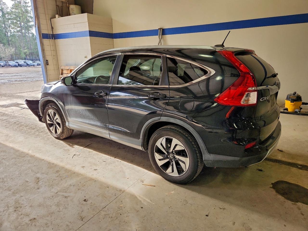 2015 HONDA CR-V TOURING photo 2