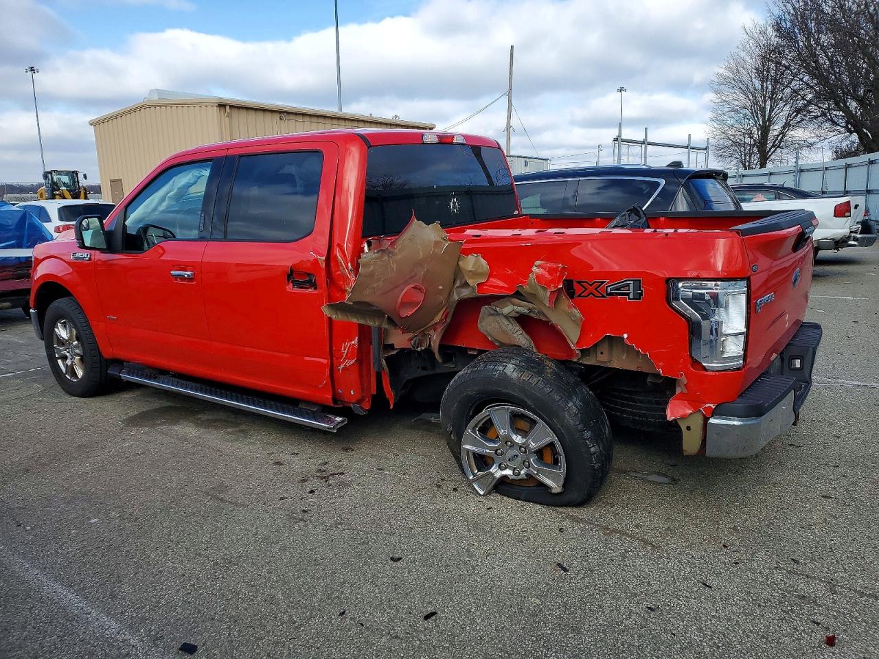 2016 FORD F150 SUPERCREW photo 2