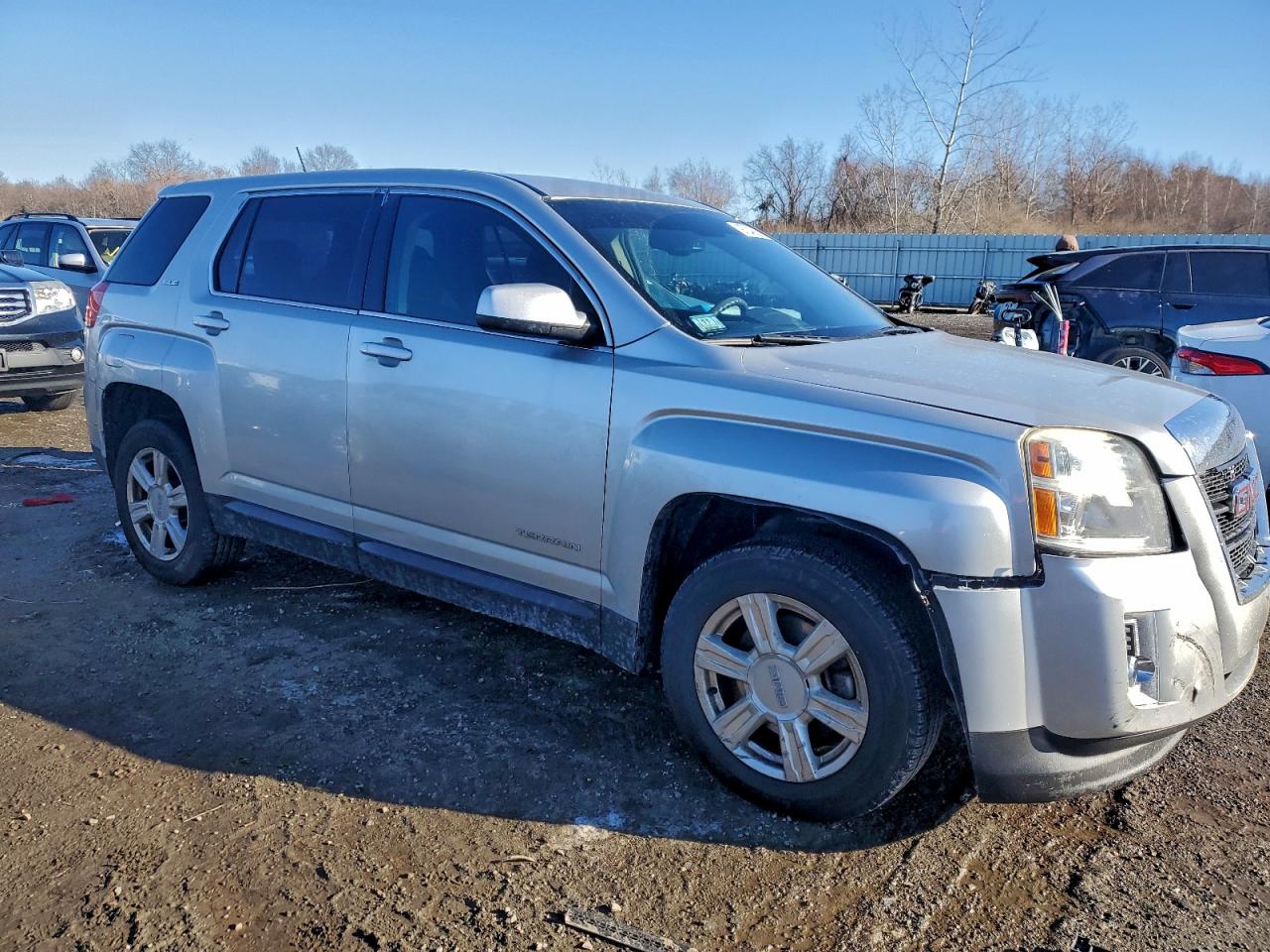 2015 GMC TERRAIN SLE photo 10