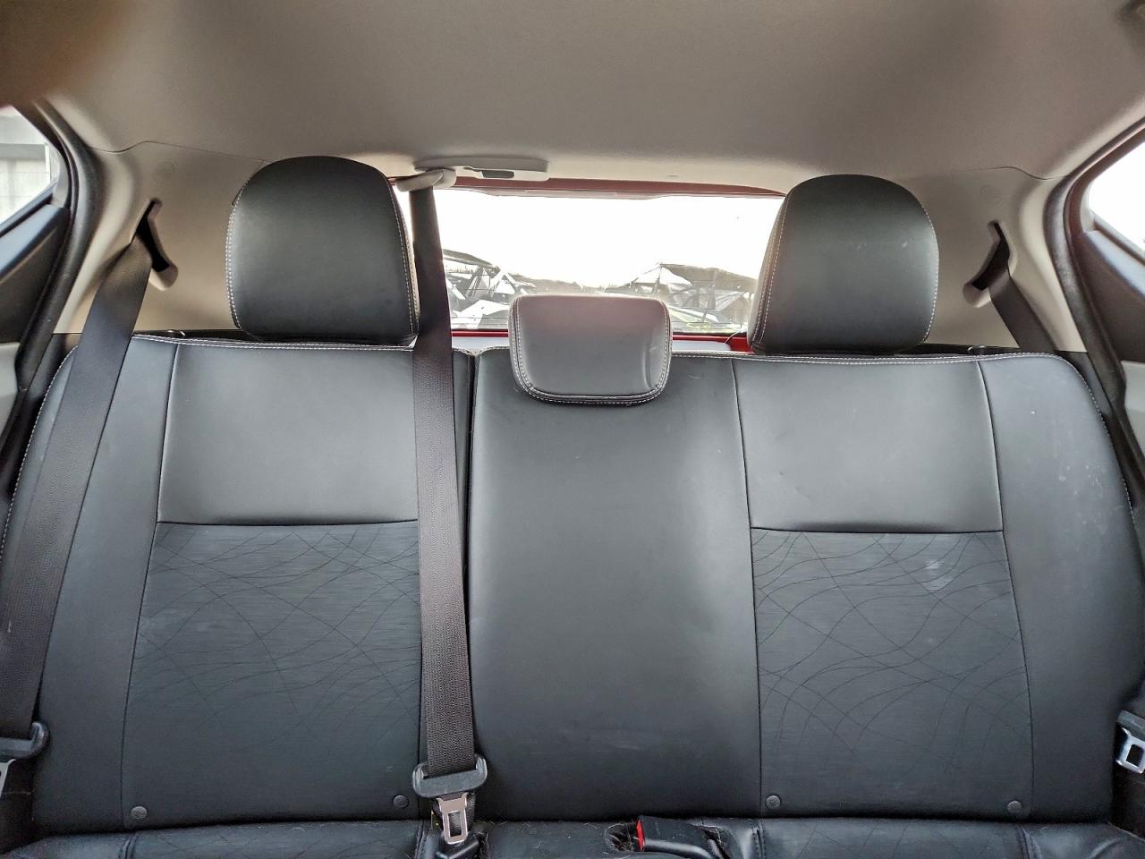 2012 TOYOTA PRIUS C photo 28