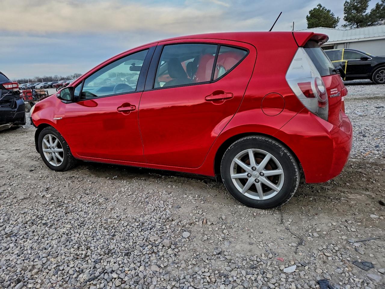 2012 TOYOTA PRIUS C photo 4