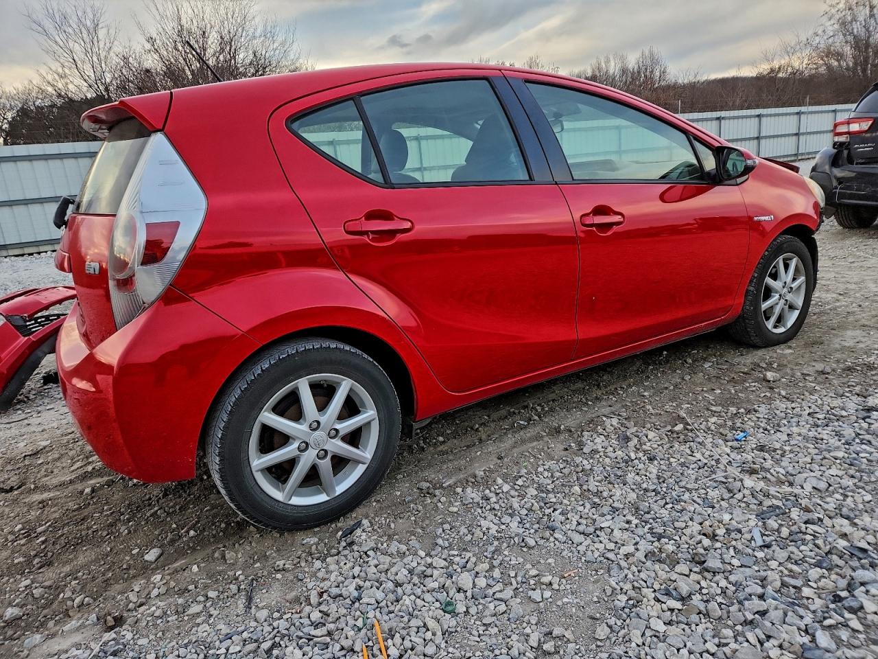 2012 TOYOTA PRIUS C photo 7