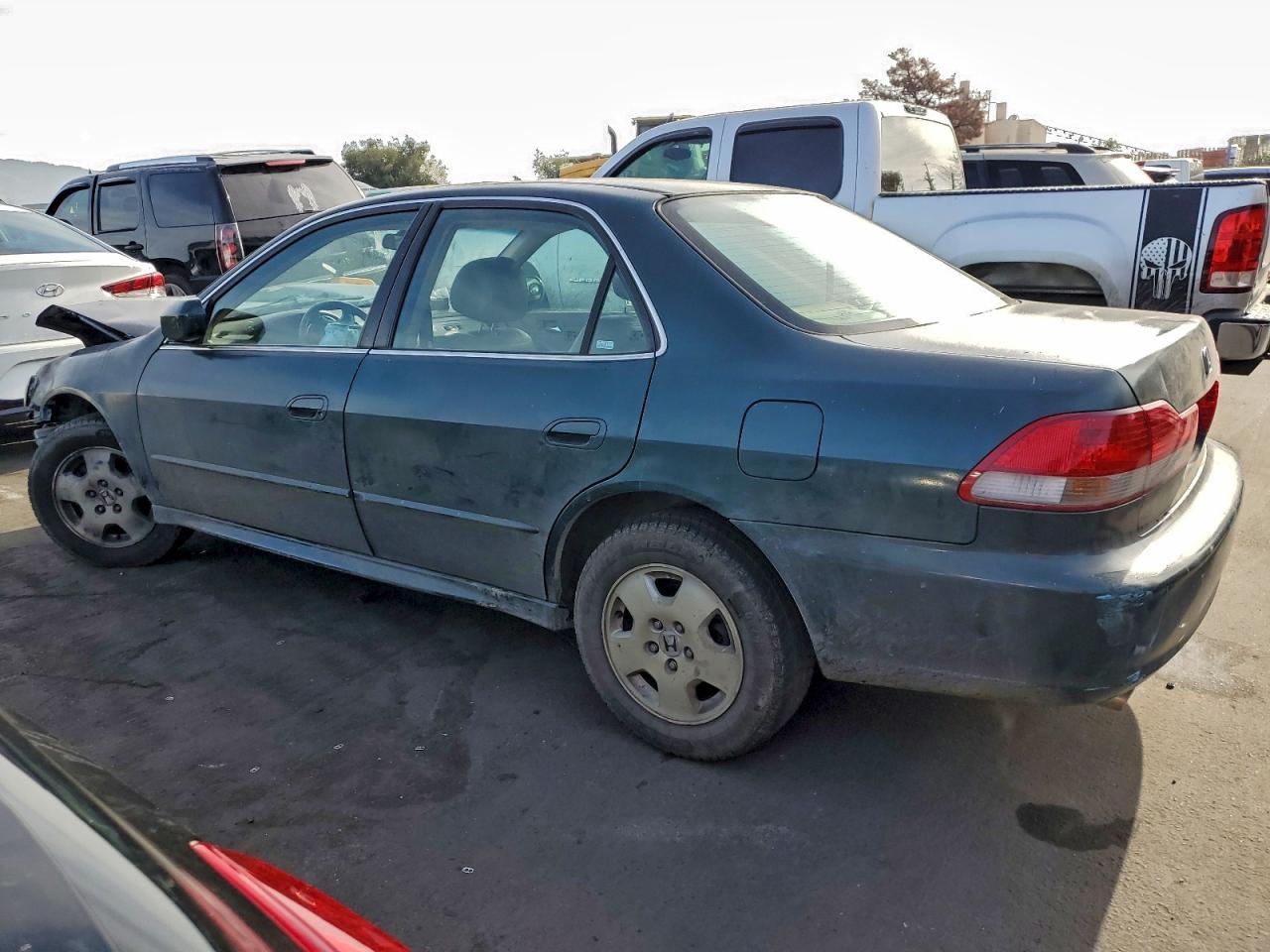 2002 HONDA ACCORD EX photo 2