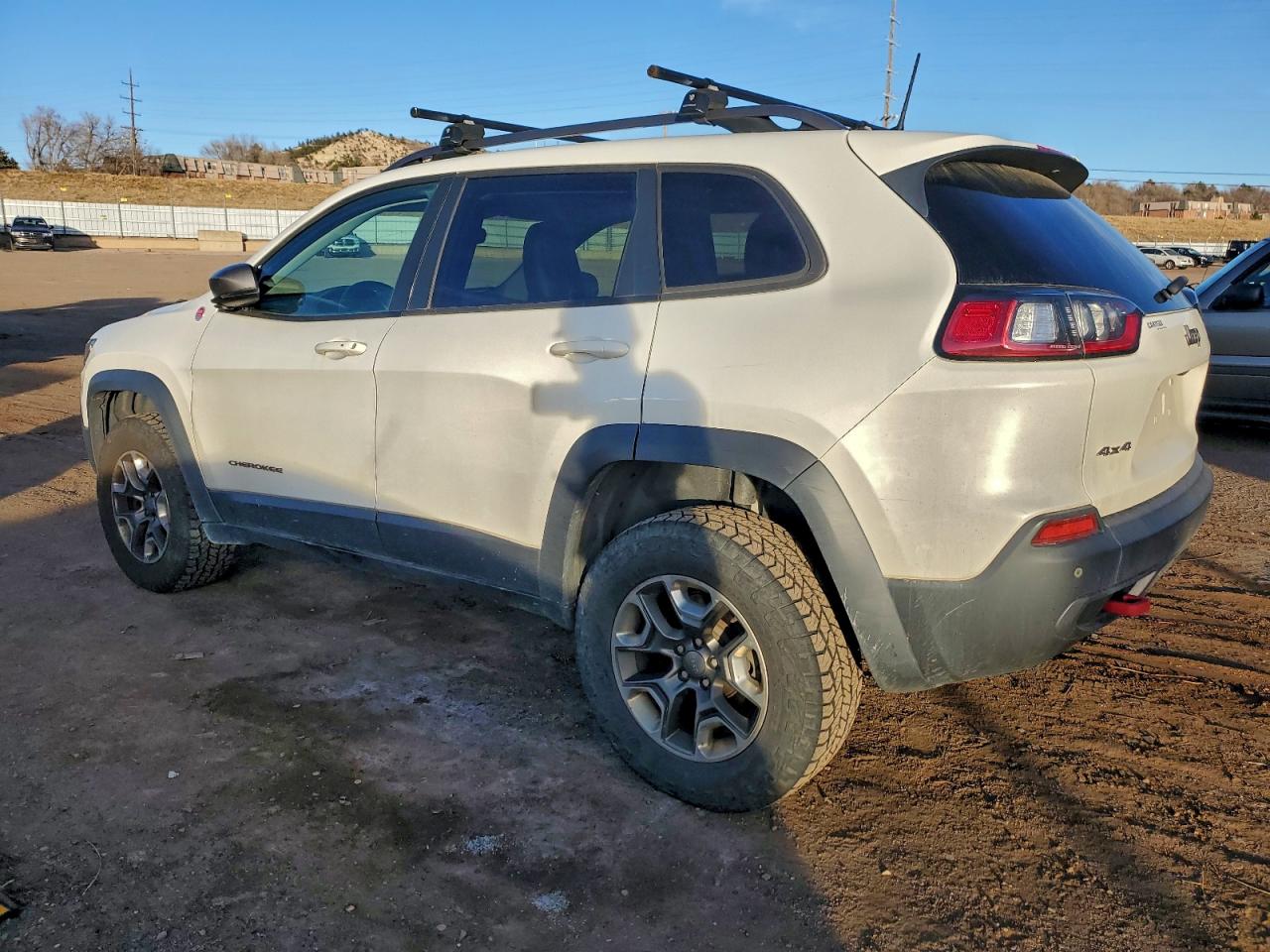 2019 JEEP CHEROKEE TRAILHAWK photo 3
