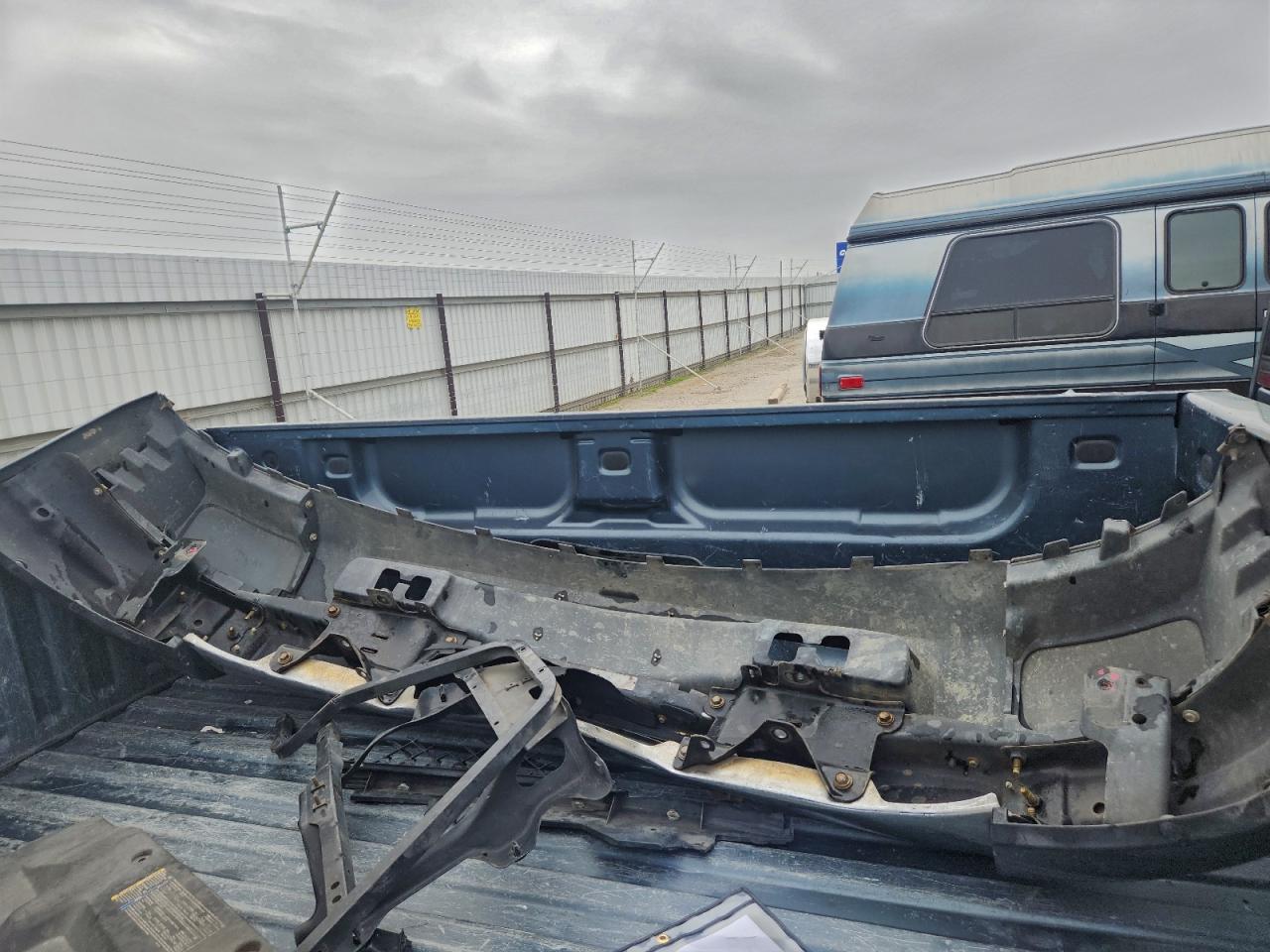 2010 CHEVROLET SILVERADO C1500 LS photo 12