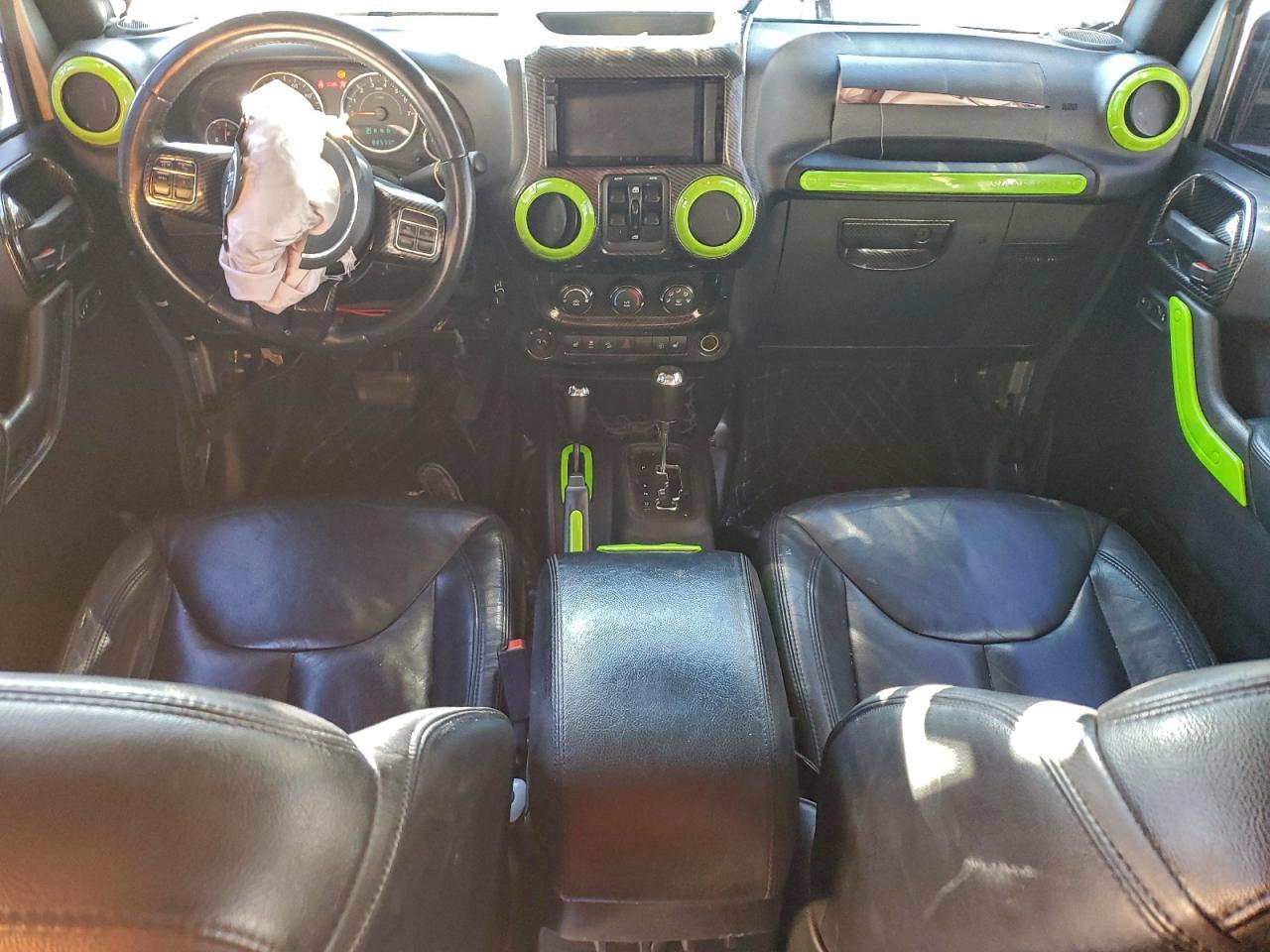 2015 JEEP WRANGLER UNLIMITED SAHARA photo 15