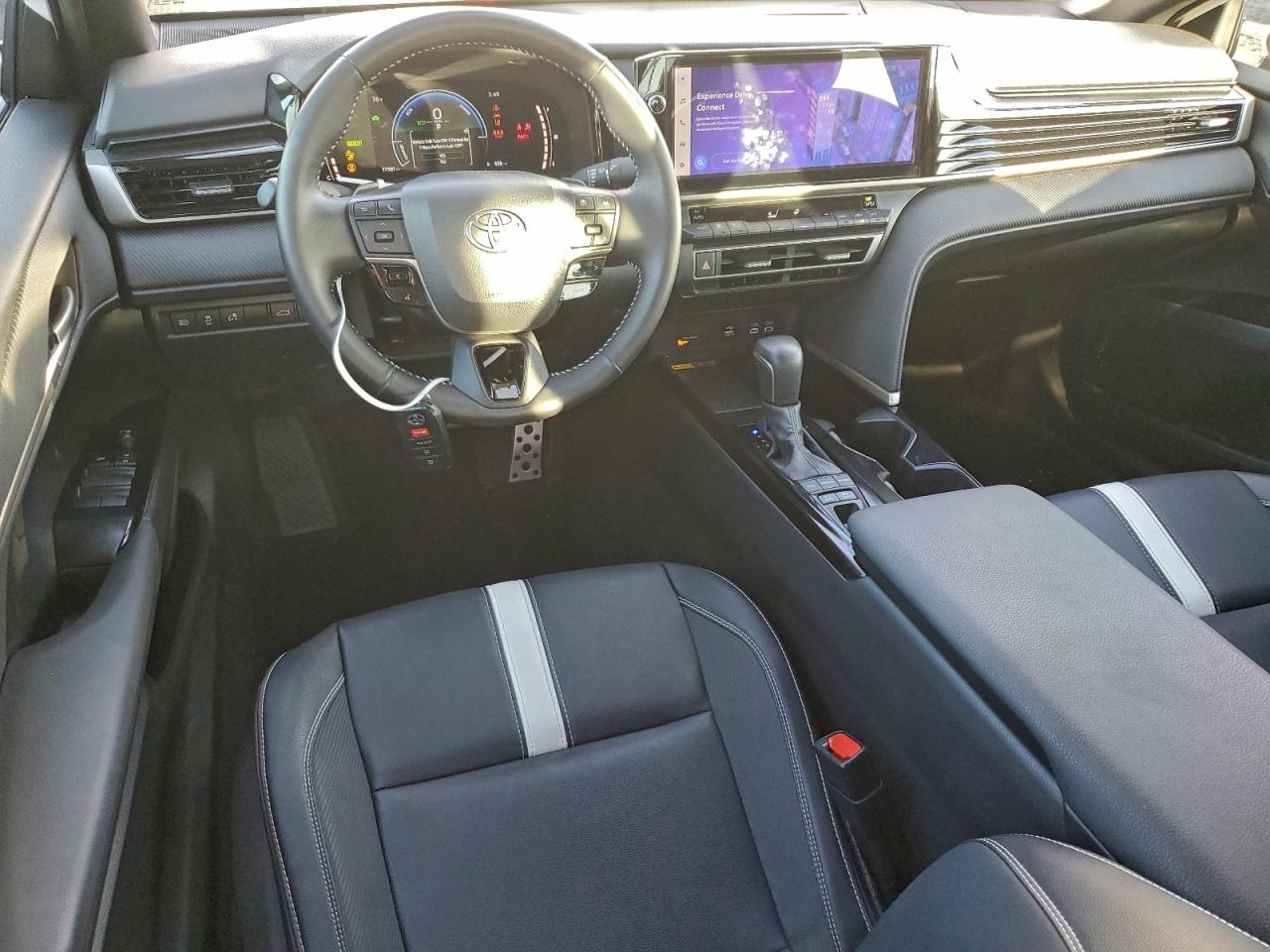2025 TOYOTA CAMRY XSE photo 8
