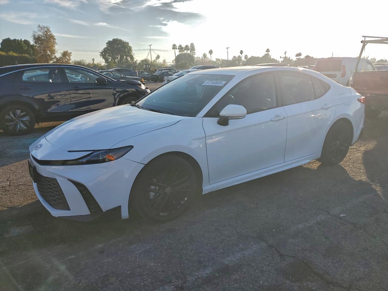 2025 TOYOTA CAMRY