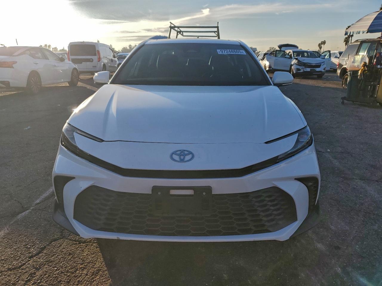 2025 TOYOTA CAMRY XSE photo 5