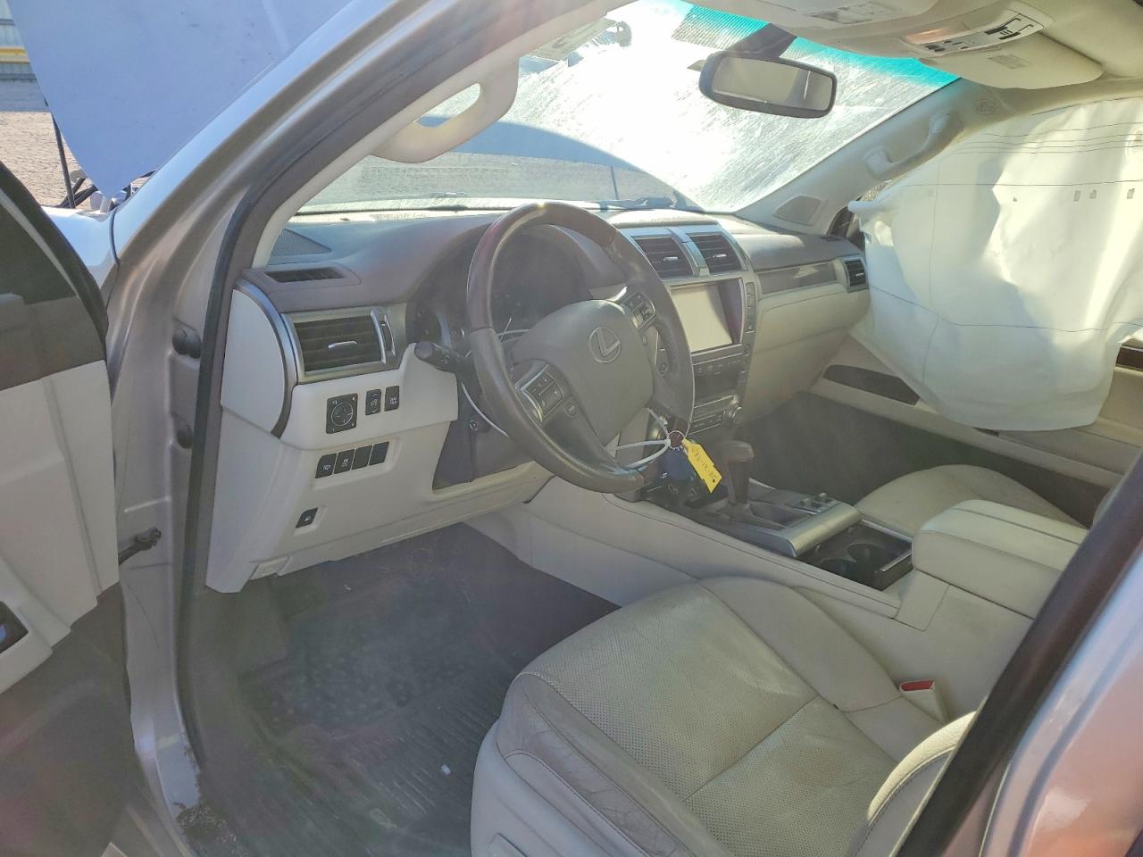 2016 LEXUS GX 460 photo 8