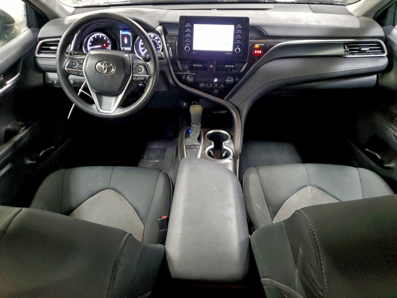 2023 TOYOTA CAMRY LE photo 8