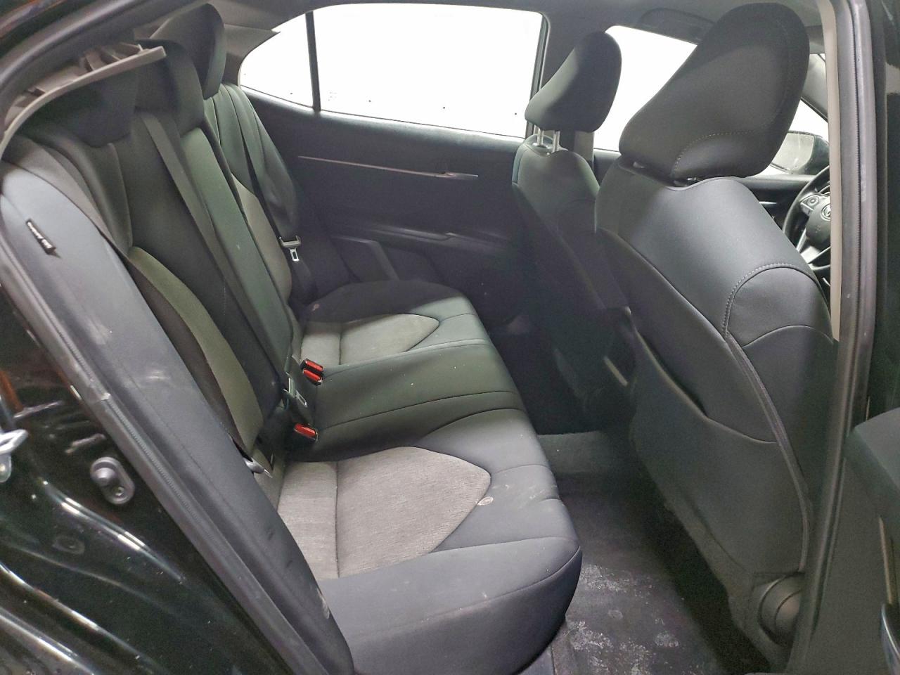 2023 TOYOTA CAMRY LE photo 10