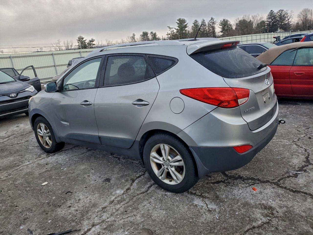 2013 HYUNDAI TUCSON GLS photo 3