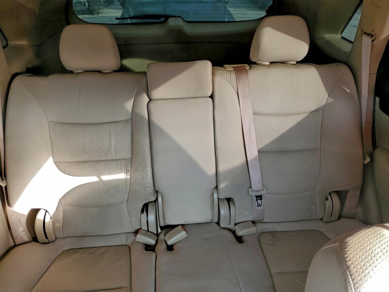 2013 KIA SORENTO LX photo 19