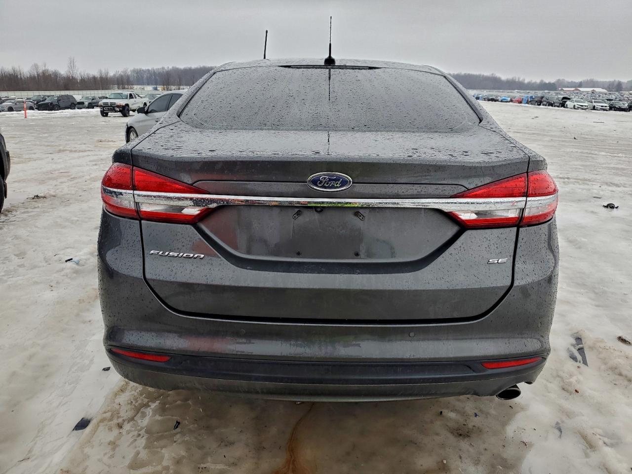 2017 FORD FUSION SE photo 16