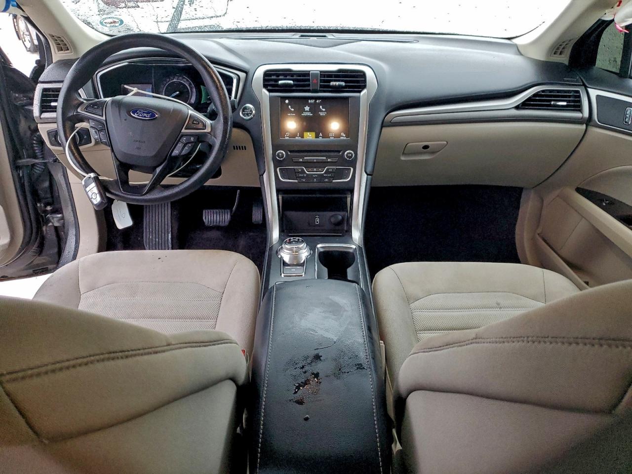 2017 FORD FUSION SE photo 22