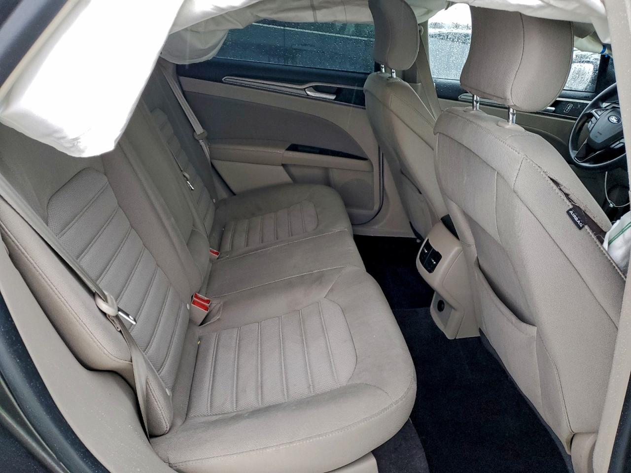 2017 FORD FUSION SE photo 28