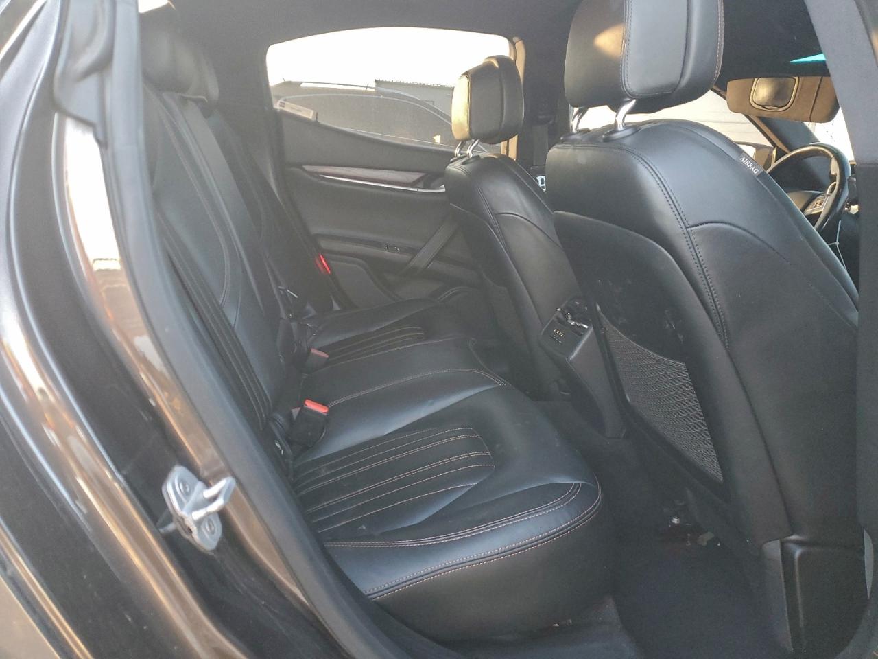 2015 MASERATI GHIBLI S photo 28