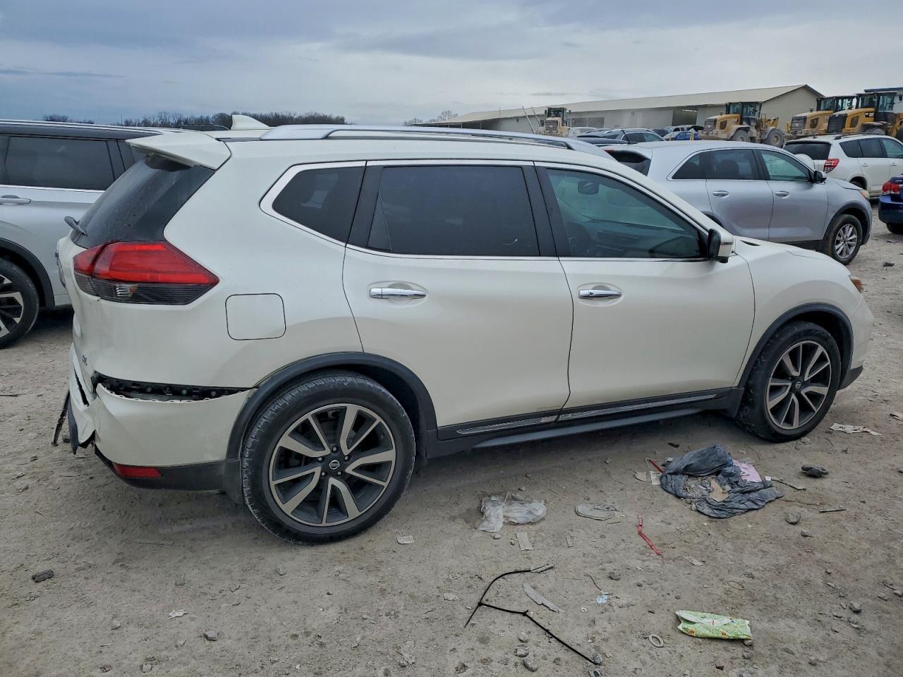2017 NISSAN ROGUE S photo 5