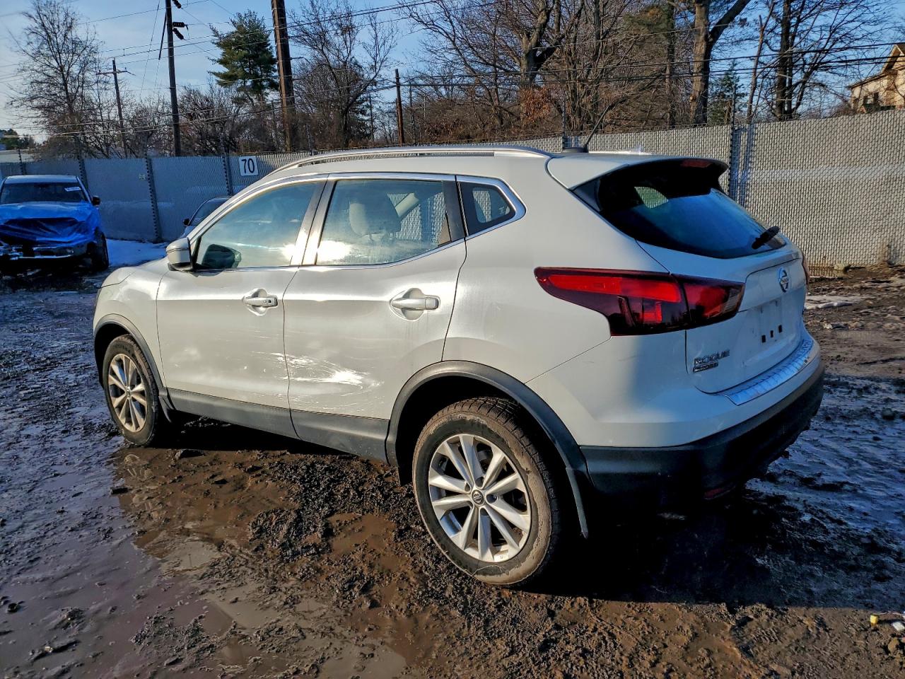2019 NISSAN ROGUE SPORT S photo 4