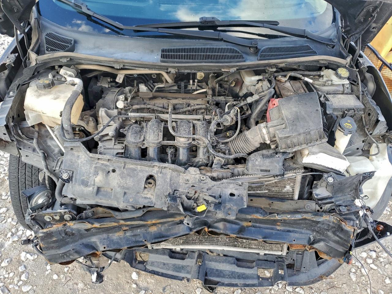 2019 FORD FIESTA SE photo 21